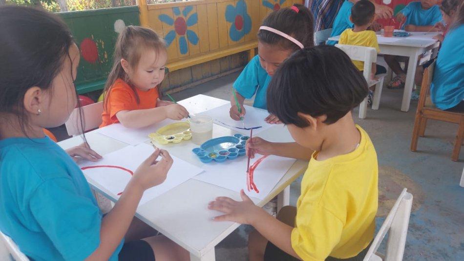 #2022-Балалар жылы# Түрлі-түсті кемпірқосақ күні