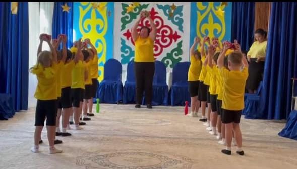 Открытый просмотр утренней гимнастики