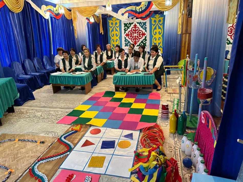 Дискуссия «Мектепке дейінгі балалардың шынықтыру  бойынша мектепке дейінгі білім беру ұйымының ата-аналармен өзара әрекеттесу жүйесі»          Воспитатели Е.Г.Фадейкина,  Г.Б.Молдабаева